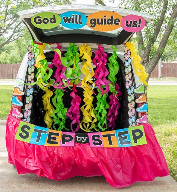 Religious Step by Step Trunk-or-Treat Decorating Kit - 3 Pc.