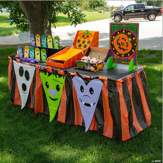 Trunk-or-Treat Games Station - 119 Pc.